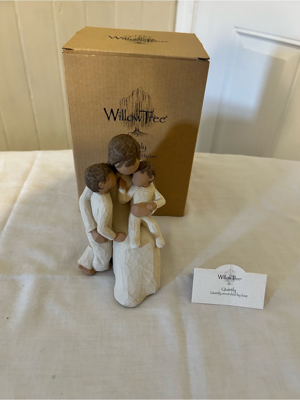 Willow Tree Family Figurine “Quietly Encircled By Love” #26100/Like New